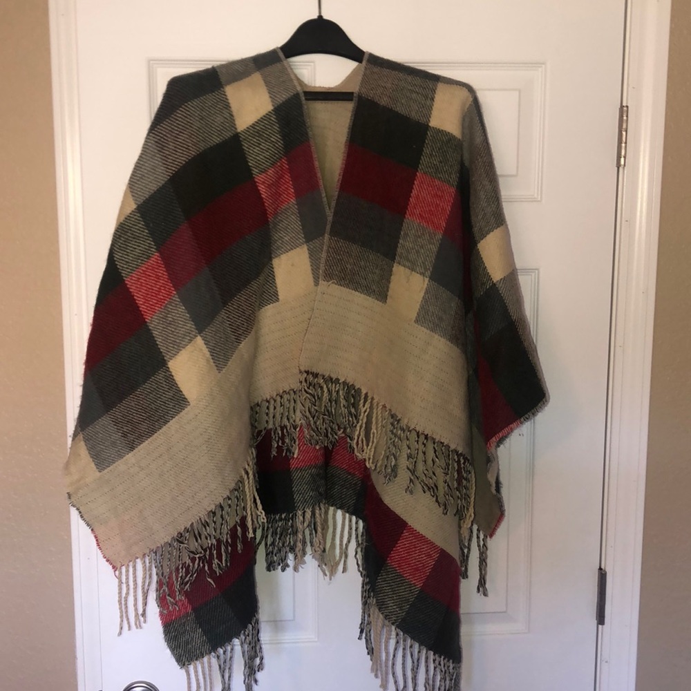 Women’s Poncho sweater